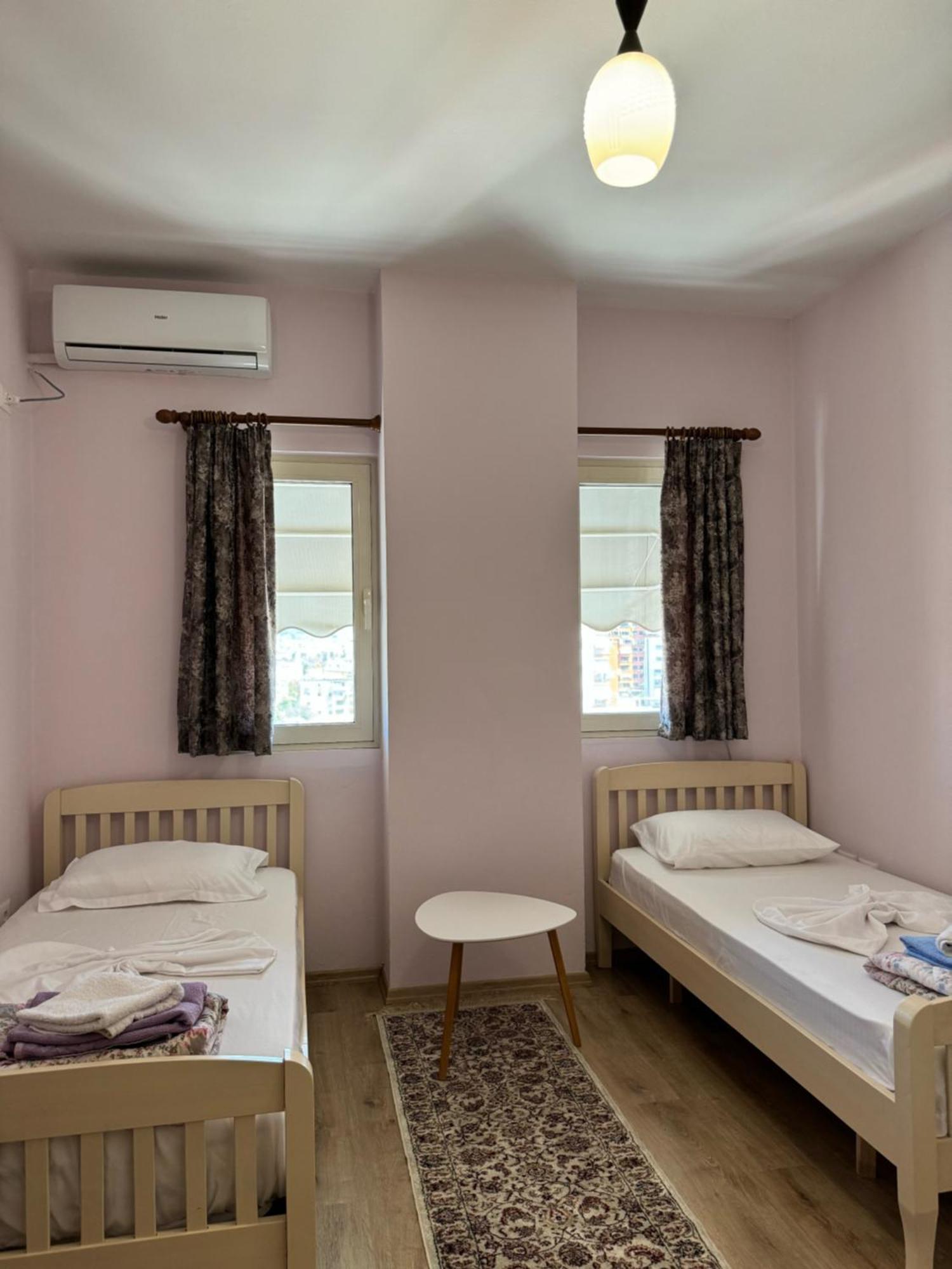 Era'S Apartment Тирана Екстер'єр фото