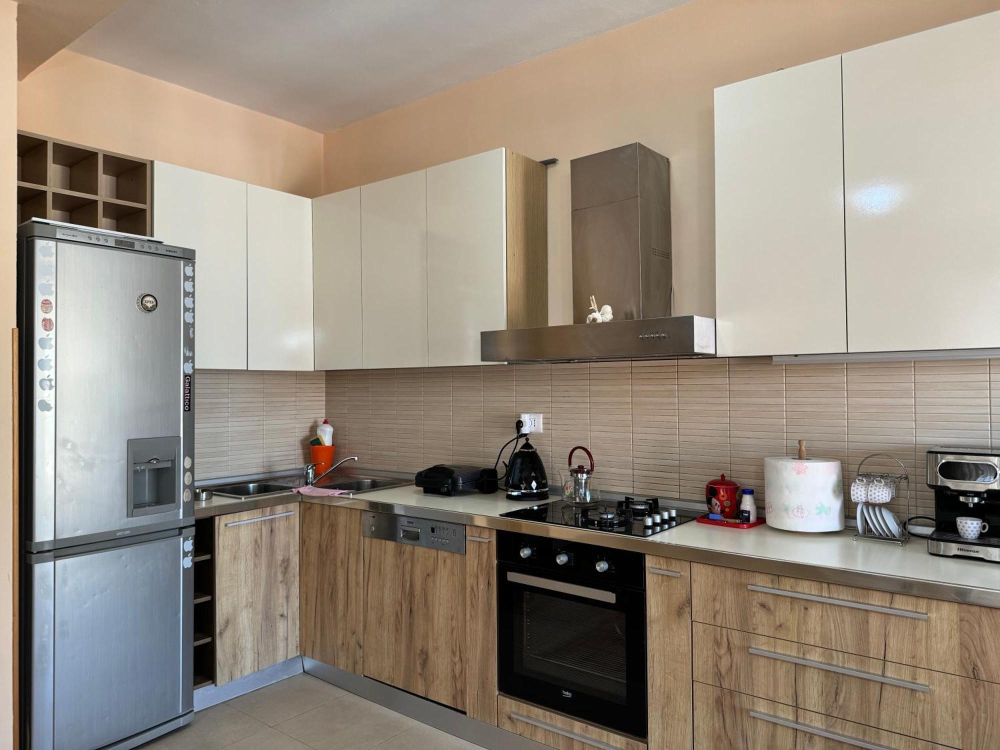 Era'S Apartment Тирана Екстер'єр фото